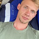 Денис, 24 года