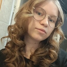 Фотография девушки Алёна, 20 лет из г. Ижевск
