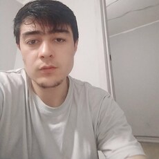 Фотография мужчины Рустам, 27 лет из г. Тюмень