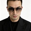 Слава, 32 года
