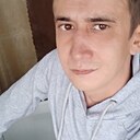 West, 35 лет