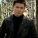 Илхом, 20 лет