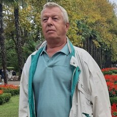 Юрий, 62 из г. Омск.