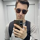 Виктор, 23 года