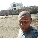 Михаил, 33 года