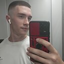 Максим, 22 года