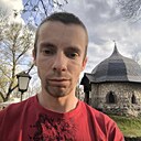 Виктор, 33 года