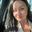 Elle, 44 года