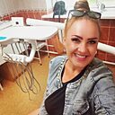 Ii, 42 года