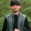 Диёрбек, 18 лет