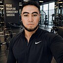 Ali, 32 года