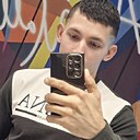 Артур, 27 лет