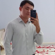 Фотография мужчины Izzat, 23 года из г. Воронеж