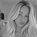 Адель, 22 года