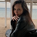 София, 19 лет