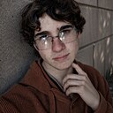 Макс, 18 лет