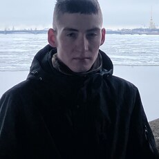 Фотография мужчины Игорь, 20 лет из г. Санкт-Петербург