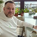 Максим, 42 года