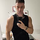 Михаил, 33 года