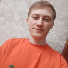 Фотография мужчины Илья, 21 год из г. Энгельс