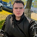 Артём, 23 года