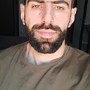 Даво, 33 года