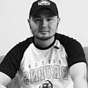 Илхом, 32 года