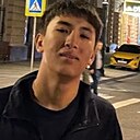 Нурбахыт, 21 год