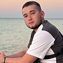 Максим, 23 года