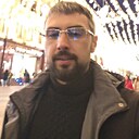 Михаил, 33 года