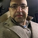 Рафаэль, 43 года