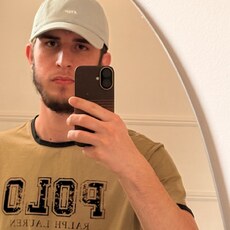 Фотография мужчины Abdul, 21 год из г. Бишкек