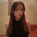 Эвелина, 18 лет