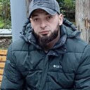 Адам, 33 года