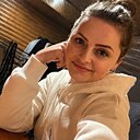 Яна, 24 года