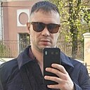 Max, 32 года