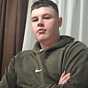 Максим, 18 лет