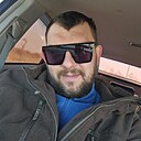 Антон, 32 года