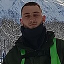 Макс, 22 года