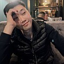 Батырхан, 21 год