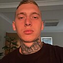 Roman, 24 года