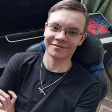 Эдуард, 22 из г. Новосибирск.