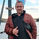 Артем, 42 года