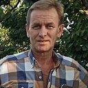 Виктор, 61 год