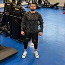 Али, 32 года