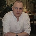 Роман, 33 года