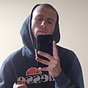 Костя, 23 года