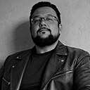 Di, 34 года