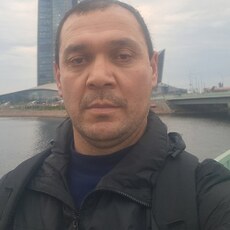 Фотография мужчины Илхомбек, 41 год из г. Санкт-Петербург