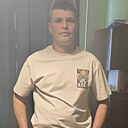 Dumitru, 33 года
